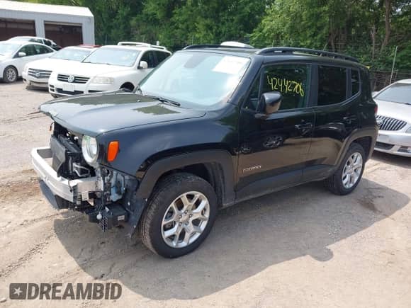2017 Jeep Renegade Altitude with VIN ZACCJBBB3HPG31500, listed as a IAAI auction lot 42442706 with 101,098 mi miles and . Bid and sale history available at DreamBid. Image 2.