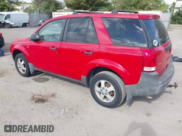 2005 Saturn VUE with VIN 5GZCZ23D45S854691, listed as a IAAI auction lot 43288139 with 207,776 mi miles and . Bid and sale history available at DreamBid. Image 3.