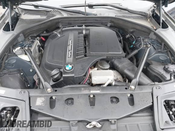 2012 BMW 5 Series 535i с VIN WBAFR7C59CC813336, выставлен на аукционе IAAI как лот 42479804 с пробегом Не указан миль и . История ставок и продаж доступна на DreamBid. Изображение 10.