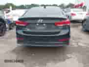 2018 Hyundai Elantra SE с VIN 5NPD74LF7JH376140, выставлен на аукционе IAAI как лот 42353926 с пробегом 135 890 миль миль и . История ставок и продаж доступна на DreamBid. Изображение 17.
