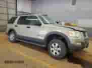 2006 Ford Explorer XLT z VIN 1FMEU73E86UB54642, wystawiony jako Copart lot #81141955 z przebiegiem Nie podano mil oraz Szkoda całkowita • Salvage title. Historia ofert i sprzedaży dostępna na DreamBid. Obrazek 4.