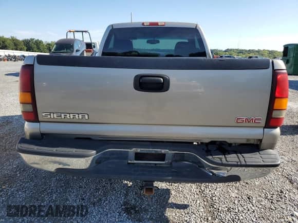 2003 GMC Sierra 1500 SLE с VIN 1GTEC14V23Z206235, выставлен на аукционе Copart как лот 69320094 с пробегом 132 111 миль миль и Списание • Salvage title. История ставок и продаж доступна на DreamBid. Изображение 6.