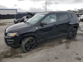 2018 Jeep Compass Trailhawk с VIN 3C4NJDDB8JT129520, выставлен на аукционе Copart как лот 85533585 с пробегом 83 213 миль миль и Списание • Salvage title. История ставок и продаж доступна на DreamBid. Изображение 1.