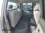 2009 Dodge Dakota Bighorn/Lonestar z VIN 1D7HW38P09S791643, wystawiony jako Copart lot #46133615 z przebiegiem Nie podano mil oraz Czysty tytuł • Clean title. Historia ofert i sprzedaży dostępna na DreamBid. Obrazek 10.