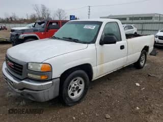 2003 GMC Sierra 1500 SLE с VIN 1GTEC14T83E249967, выставлен на аукционе Copart как лот 51531145 с пробегом 275 249 миль миль и Чистый • Clean title. История ставок и продаж доступна на DreamBid. Изображение 1.