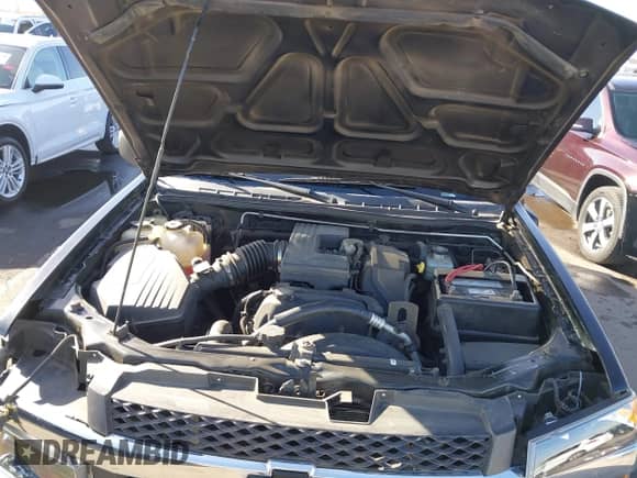 2004 Chevrolet Colorado 1SE LS Z71 с VIN 1GCDS136X48103922, выставлен на аукционе IAAI как лот 41676079 с пробегом 198 620 миль миль и . История ставок и продаж доступна на DreamBid. Изображение 10.