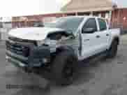 2025 Chevrolet Colorado 4WD Trail Boss с VIN 1GCPTEEK5S1120855, выставлен на аукционе IAAI как лот 42986403 с пробегом 2 696 миль миль и . История ставок и продаж доступна на DreamBid. Изображение 6.