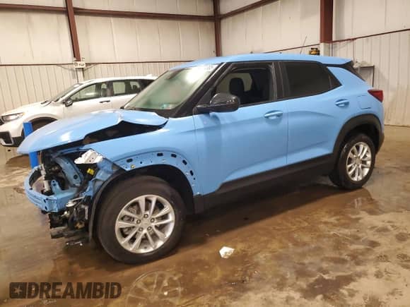 2024 Chevrolet TrailBlazer LS с VIN KL79MNSL8RB197126, выставлен на аукционе Copart как лот 63001305 с пробегом 12 256 миль миль и Списание • Salvage title. История ставок и продаж доступна на DreamBid. Изображение 1.