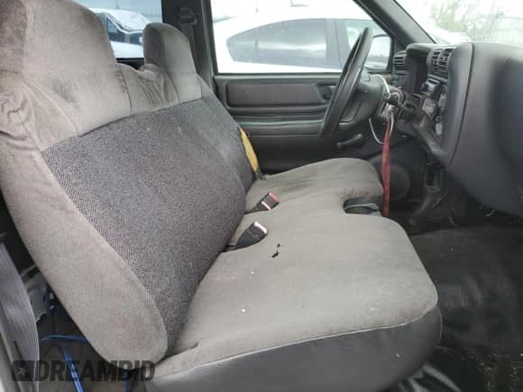 1996 Chevrolet S-10 z VIN 1GCCS1441T8221669, wystawiony jako Copart lot #49535365 z przebiegiem 109 020 mil mil oraz Czysty tytuł • Clean title. Historia ofert i sprzedaży dostępna na DreamBid. Obrazek 10.