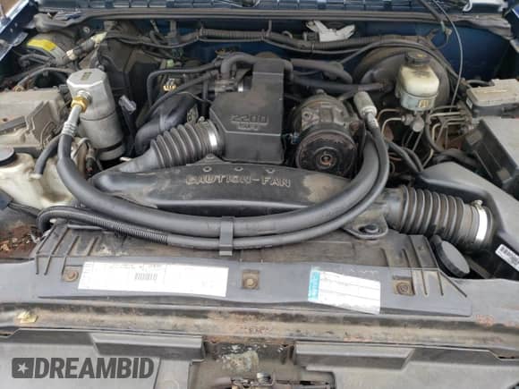 2000 Chevrolet S-10 с VIN 1GCCS1453YK217190, выставлен на аукционе Copart как лот 60882455 с пробегом 153 695 миль миль и Списание • Salvage title. История ставок и продаж доступна на DreamBid. Изображение 11.