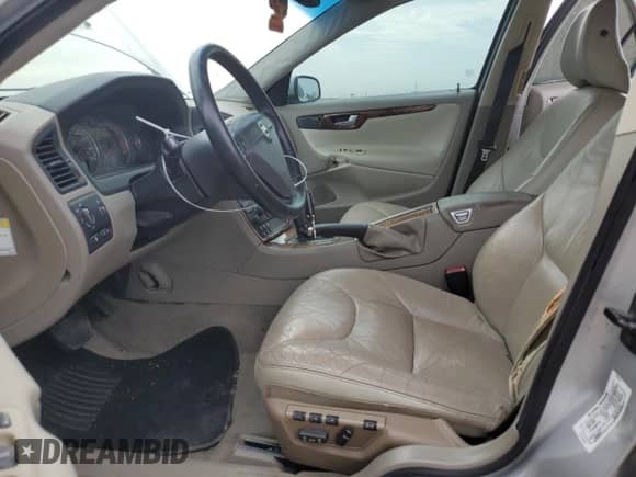 2005 Volvo S60 с VIN YV1RS592052484177, выставлен на аукционе Copart как лот 47921685 с пробегом 132 527 миль миль и Списание • Salvage title. История ставок и продаж доступна на DreamBid. Изображение 7.