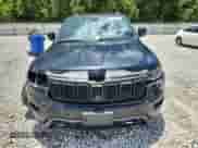 2018 Jeep Grand Cherokee Sterling z VIN 1C4RJFBT3JC227374, wystawiony jako Copart lot #61449815 z przebiegiem 123 171 mil mil oraz Szkoda całkowita • Salvage title. Historia ofert i sprzedaży dostępna na DreamBid. Obrazek 5.