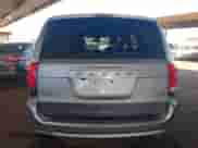 2019 Dodge Grand Caravan GT z VIN 2C4RDGEG1KR671406, wystawiony jako IAAI lot #43370010 z przebiegiem 147 333 mil mil oraz . Historia ofert i sprzedaży dostępna na DreamBid. Obrazek 16.