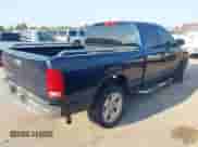 2002 Dodge 1500 z VIN 1D7HA18N32S707855, wystawiony jako IAAI lot #43231227 z przebiegiem 275 638 mil mil oraz . Historia ofert i sprzedaży dostępna na DreamBid. Obrazek 4.