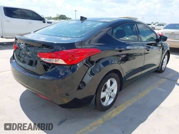 2013 Hyundai Elantra Limited с VIN 5NPDH4AE0DH402752, выставлен на аукционе IAAI как лот 43124815 с пробегом 116 301 миль миль и . История ставок и продаж доступна на DreamBid. Изображение 4.