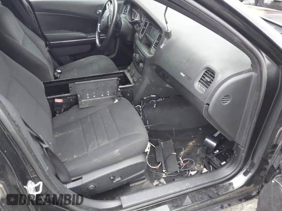 2014 Dodge Charger Police с VIN 2C3CDXAT9EH186163, выставлен на аукционе IAAI как лот 43544549 с пробегом 109 646 миль миль и . История ставок и продаж доступна на DreamBid. Изображение 5.