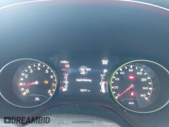 2019 Jeep Compass Trailhawk z VIN 3C4NJDDB2KT722047, wystawiony jako IAAI lot #42800200 z przebiegiem 140 000 mil mil oraz . Historia ofert i sprzedaży dostępna na DreamBid. Obrazek 7.