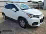 2022 Chevrolet Trax LT with VIN KL7CJLSM7NB568766, listed as a Copart auction lot 58099525 with 6,057 mi miles and Clean title. Bid and sale history available at DreamBid. Image 4.