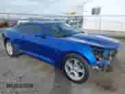 2017 Chevrolet Camaro 1LS z VIN 1G1FA1RX6H0180599, wystawiony jako IAAI lot #41576506 z przebiegiem 57 312 mil mil oraz . Historia ofert i sprzedaży dostępna na DreamBid. Obrazek 1.