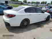 2018 BMW 5 Series M550i xDrive z VIN WBAJB9C5XJB049431, wystawiony jako Copart lot #64658445 z przebiegiem Nie podano mil oraz Szkoda całkowita • Salvage title. Historia ofert i sprzedaży dostępna na DreamBid. Obrazek 3.