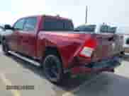 2021 Ram 1500 Big Horn z VIN 1C6RREFM2MN813439, wystawiony jako IAAI lot #43157753 z przebiegiem 52 195 mil mil oraz . Historia ofert i sprzedaży dostępna na DreamBid. Obrazek 3.