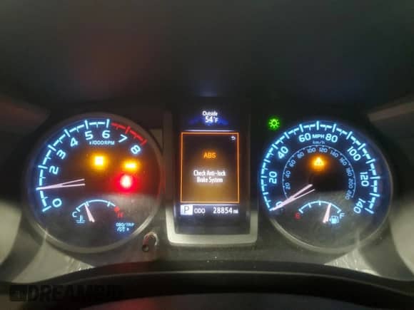 2019 Toyota Tacoma TRD Off Road z VIN 3TMCZ5AN3KM275601, wystawiony jako Copart lot #89717775 z przebiegiem 28 854 mil mil oraz Szkoda całkowita • Salvage title. Historia ofert i sprzedaży dostępna na DreamBid. Obrazek 9.