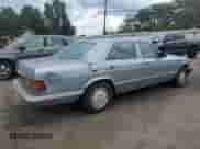 1984 Mercedes-Benz 380 with VIN WDBCA32A7EA081774, listed as a Copart auction lot 61751155 with 189,266 mi miles and Clean title. Bid and sale history available at DreamBid. Image 3.