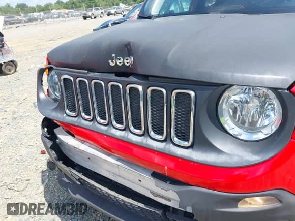 2018 Jeep Renegade Latitude with VIN ZACCJBBB3JPH88983, listed as a IAAI auction lot 42787716 with 126,451 mi miles and . Bid and sale history available at DreamBid. Image 6.