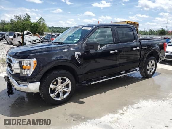 2021 Ford F-150 XL z VIN 1FTFW1E81MFA78366, wystawiony jako Copart lot #61080695 z przebiegiem 64 056 mil mil oraz Szkoda całkowita • Salvage title. Historia ofert i sprzedaży dostępna na DreamBid. Obrazek 1.