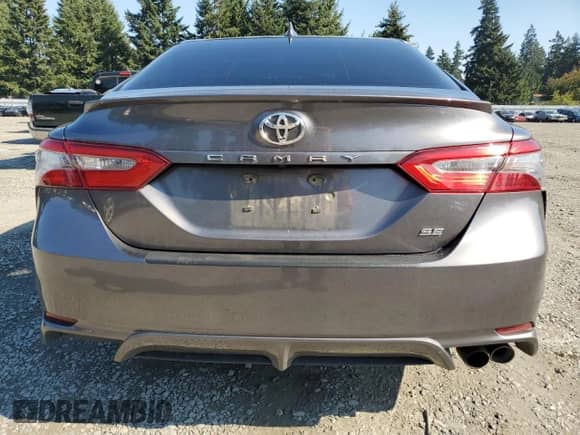 2019 Toyota Camry LE с VIN 4T1B11HK6KU735056, выставлен на аукционе Copart как лот 82243775 с пробегом 111 013 миль миль и Списание • Salvage title. История ставок и продаж доступна на DreamBid. Изображение 6.
