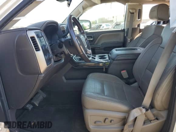 2015 GMC Sierra 1500 Denali z VIN 3GTU2WEC1FG320062, wystawiony jako Copart lot #81668345 z przebiegiem 132 850 mil mil oraz Szkoda całkowita • Salvage title. Historia ofert i sprzedaży dostępna na DreamBid. Obrazek 7.