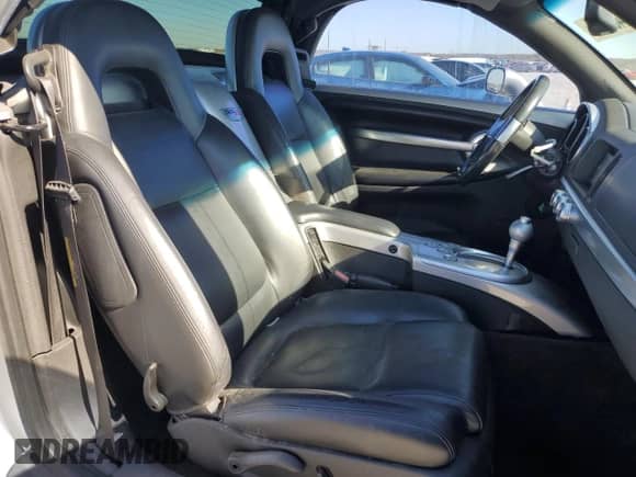 2005 Chevrolet SSR LS с VIN 1GCES14H75B114899, выставлен на аукционе Copart как лот 84464164 с пробегом 99 359 миль миль и Списание • Salvage title. История ставок и продаж доступна на DreamBid. Изображение 10.