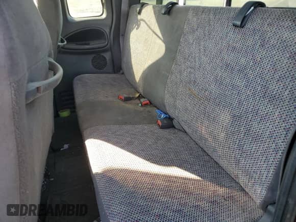 2001 Dodge 3500 с VIN 1B7MC33671J502249, выставлен на аукционе Copart как лот 67999974 с пробегом Не указан миль и Списание • Salvage title. История ставок и продаж доступна на DreamBid. Изображение 10.