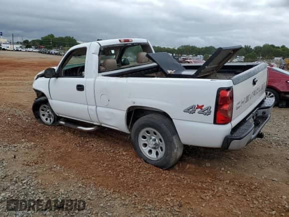 2006 Chevrolet Silverado 1500 Work Truck с VIN 3GCEK14V96G249249, выставлен на аукционе Copart как лот 68479495 с пробегом Не указан миль и Списание • Salvage title. История ставок и продаж доступна на DreamBid. Изображение 2.