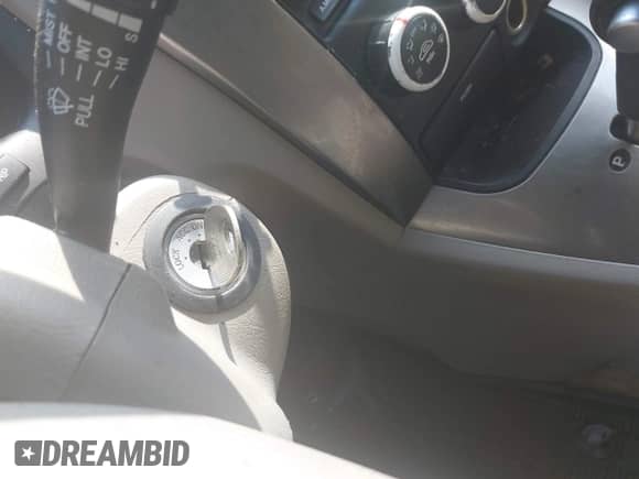 2005 Hyundai Tucson GLS with VIN KM8JN72D55U204805, listed as a IAAI auction lot 42685798 with 172,322 mi miles and . Bid and sale history available at DreamBid. Image 11.