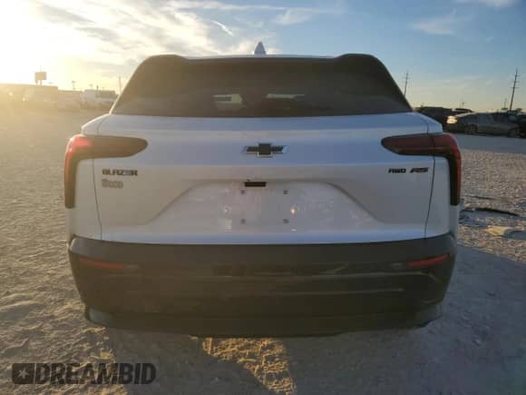 2025 Chevrolet Blazer EV AWD RS с VIN 3GNKD1RJ1SS111450, выставлен на аукционе Copart как лот 81962124 с пробегом 1 488 миль миль и Списание • Salvage title. История ставок и продаж доступна на DreamBid. Изображение 6.