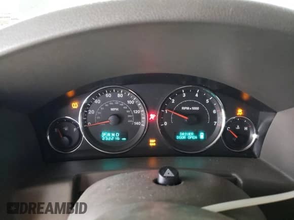 2006 Jeep Commander with VIN 1J8HG48N56C349077, listed as a Copart auction lot 62190995 with 232,216 mi miles and Non repairable. Bid and sale history available at DreamBid. Image 9.