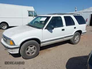 1997 Chevrolet Blazer LS с VIN 1GNDT13W3V2249863, выставлен на аукционе IAAI как лот 41987154 с пробегом 249 961 миль миль и . История ставок и продаж доступна на DreamBid. Изображение 2.