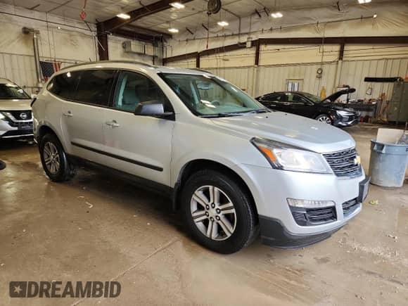 2017 Chevrolet Traverse LS with VIN 1GNKVFKD3HJ252450, listed as a Copart auction lot 68452155 with 135,186 mi miles and Clean title. Bid and sale history available at DreamBid. Image 4.