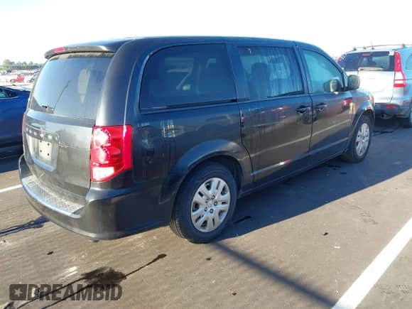 2018 Dodge Grand Caravan SE with VIN 2C4RDGBG2JR173718, listed as a IAAI auction lot 43397892 with 149,137 mi miles and . Bid and sale history available at DreamBid. Image 4.