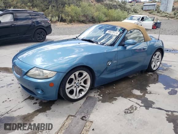 2005 BMW Z4 3.0i с VIN 4USBT53515LT28936, выставлен на аукционе Copart как лот 66675925 с пробегом 131 776 миль миль и Списание • Salvage title. История ставок и продаж доступна на DreamBid. Изображение 1.