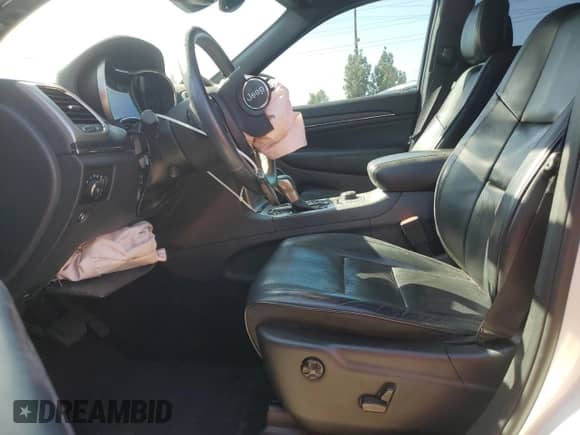 2018 Jeep Grand Cherokee Overland с VIN 1C4RJFCGXJC263564, выставлен на аукционе Copart как лот 86516545 с пробегом 80 123 миль миль и Списание • Salvage title. История ставок и продаж доступна на DreamBid. Изображение 7.