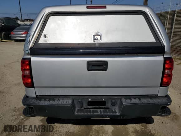 2015 Chevrolet Silverado 1500 Work Truck z VIN 1GCNCPEH7FZ270321, wystawiony jako Copart lot #89727895 z przebiegiem 159 258 mil mil oraz Czysty tytuł • Clean title. Historia ofert i sprzedaży dostępna na DreamBid. Obrazek 6.