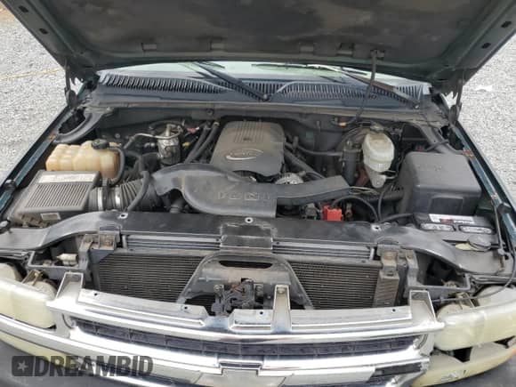 2003 Chevrolet Suburban LT с VIN 1GNEC16Z33J228394, выставлен на аукционе Copart как лот 80285015 с пробегом 394 371 миль миль и Списание • Salvage title. История ставок и продаж доступна на DreamBid. Изображение 12.