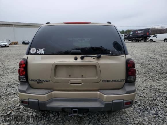 2004 Chevrolet TrailBlazer LT с VIN 1GNDT13S042186040, выставлен на аукционе Copart как лот 52505275 с пробегом 170 097 миль миль и Списание • Salvage title. История ставок и продаж доступна на DreamBid. Изображение 6.