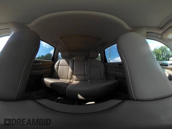 2015 Nissan Pathfinder SL с VIN 5N1AR2MMXFC612115, выставлен на аукционе IAAI как лот 42959820 с пробегом 121 624 миль миль и . История ставок и продаж доступна на DreamBid. Изображение 20.