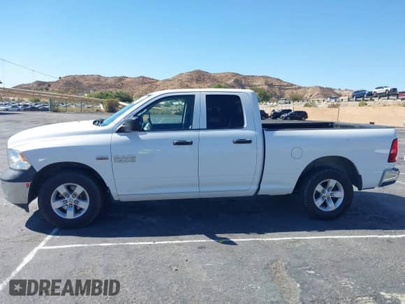 2014 Ram 1500 Express z VIN 1C6RR7FT9ES346624, wystawiony jako IAAI lot #43388714 z przebiegiem 232 412 mil mil oraz . Historia ofert i sprzedaży dostępna na DreamBid. Obrazek 14.