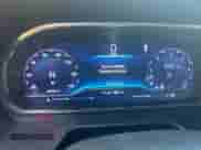 2023 Chevrolet Suburban High Country z VIN 1GNSKGKL4PR173763, wystawiony jako Copart lot #85697485 z przebiegiem 24 229 mil mil oraz Czysty tytuł • Clean title. Historia ofert i sprzedaży dostępna na DreamBid. Obrazek 8.