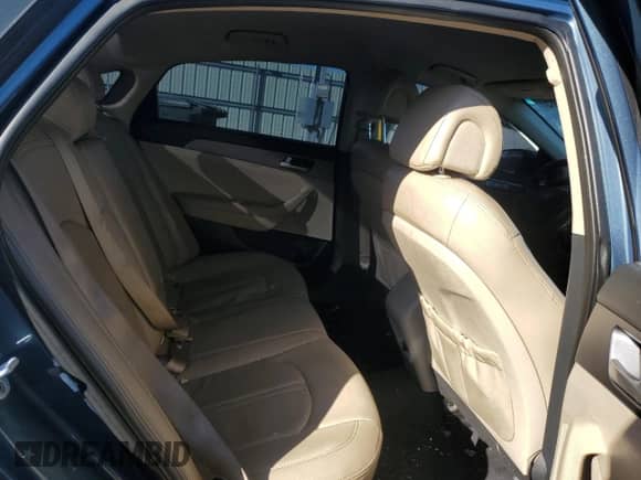 2017 Hyundai Sonata 2.4L with VIN 5NPE24AF1HH451530, listed as a Copart auction lot 82783905 with 22,047 mi miles and Clean title. Bid and sale history available at DreamBid. Image 10.