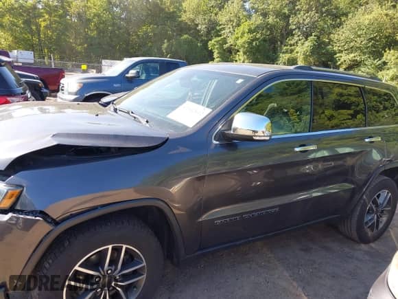 2020 Jeep Grand Cherokee Limited z VIN 1C4RJFBG2LC110441, wystawiony jako IAAI lot #43102612 z przebiegiem 91 808 mil mil oraz . Historia ofert i sprzedaży dostępna na DreamBid. Obrazek 14.